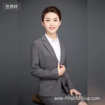 邓荻新